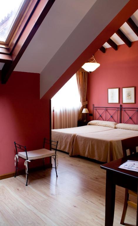 Hotel Torrepalacio Proaza Ngoại thất bức ảnh